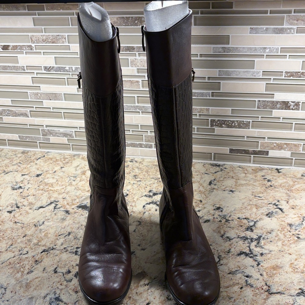 Liz Claiborne Calf High Boots